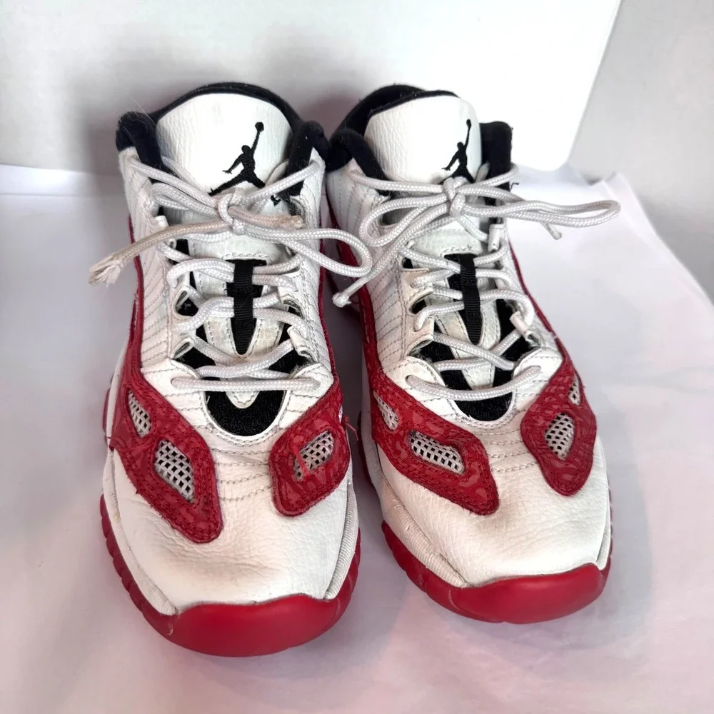 Jordan 11 Retro Low IE Fire Red White Black 919713-101 Boys 6.5Y Sneakers Youth